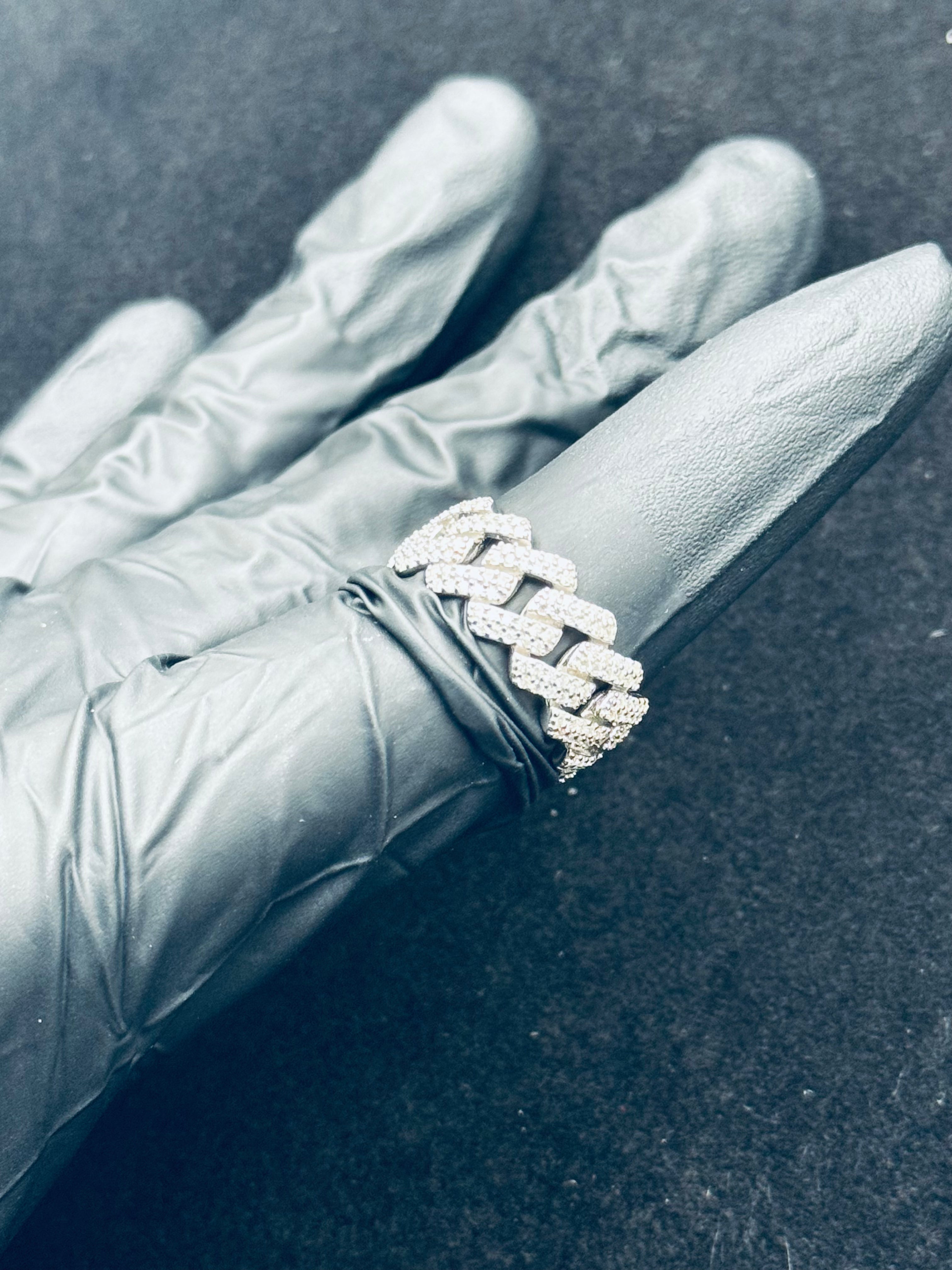 Moissanite Infinity Cuban Link Ring